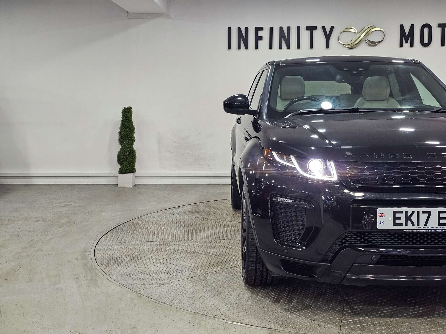 Used Land Rover Range Rover Evoque 2017 for sale - 77707525: Photo 79