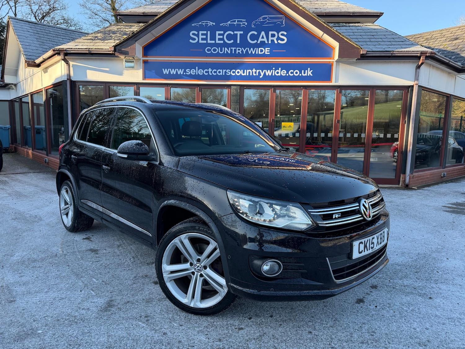 Used Volkswagen Tiguan 2015 for sale - 76545935: Photo 2