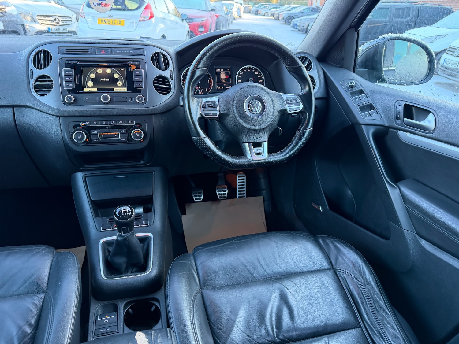 Used Volkswagen Tiguan 2015 for sale - 76545935: Photo 26