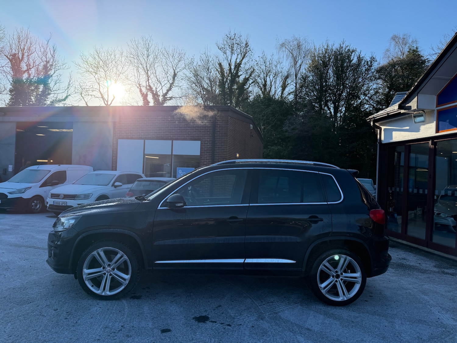 Used Volkswagen Tiguan 2015 for sale - 76545935: Photo 5