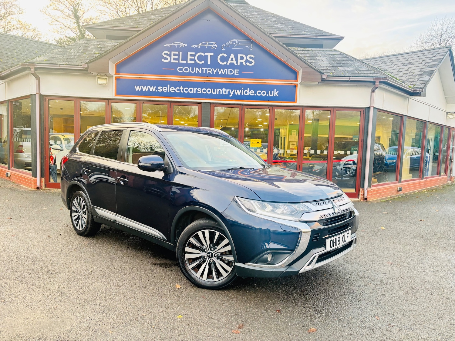 Used Mitsubishi Outlander 2019 for sale - 76739384: Photo 1