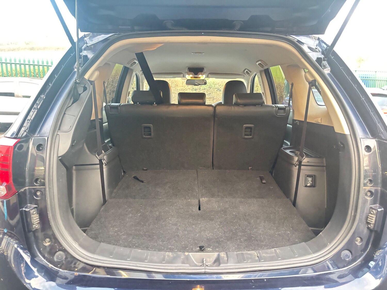 Used Mitsubishi Outlander 2019 for sale - 76739384: Photo 25