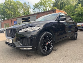 Used Jaguar F-Pace 2019 for sale - 75575106: Photo