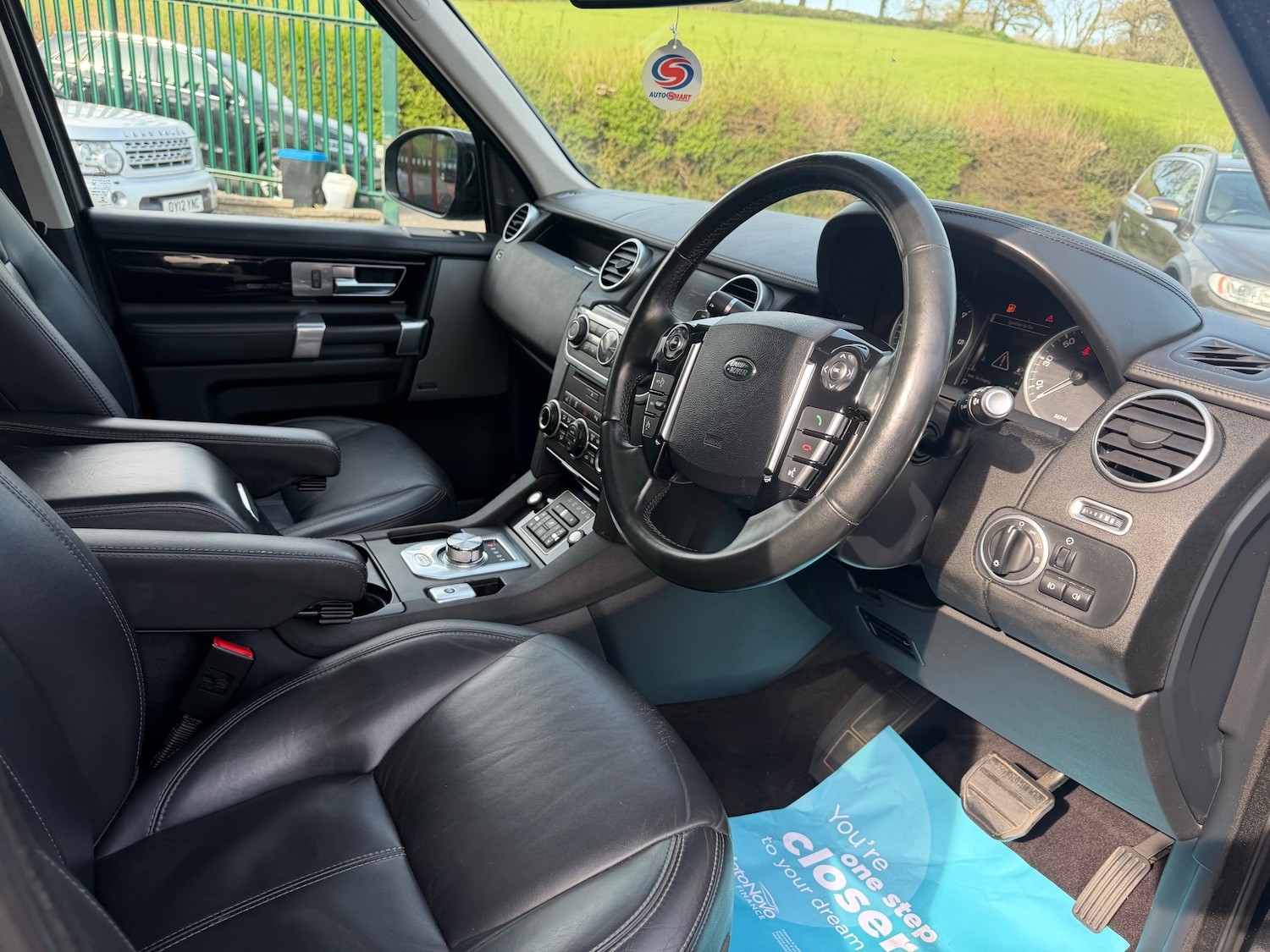 Used Land Rover Discovery 2016 for sale - 78154841: Photo 11