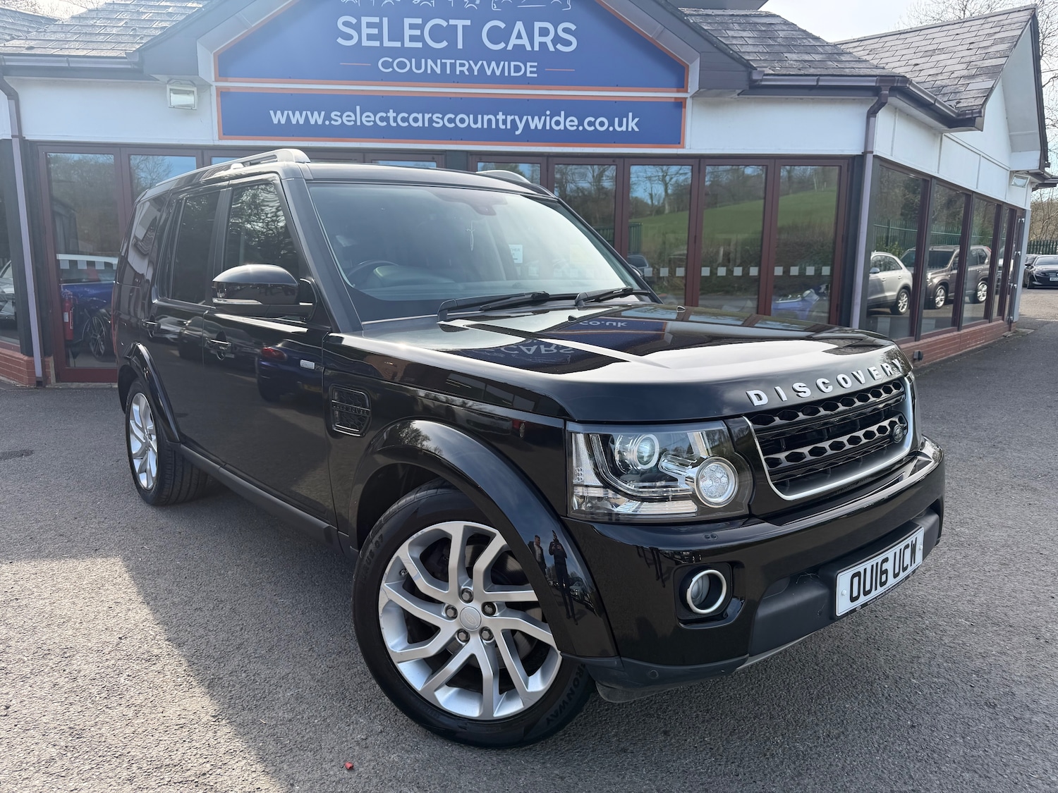 Used Land Rover Discovery 2016 for sale - 78154841: Photo 2