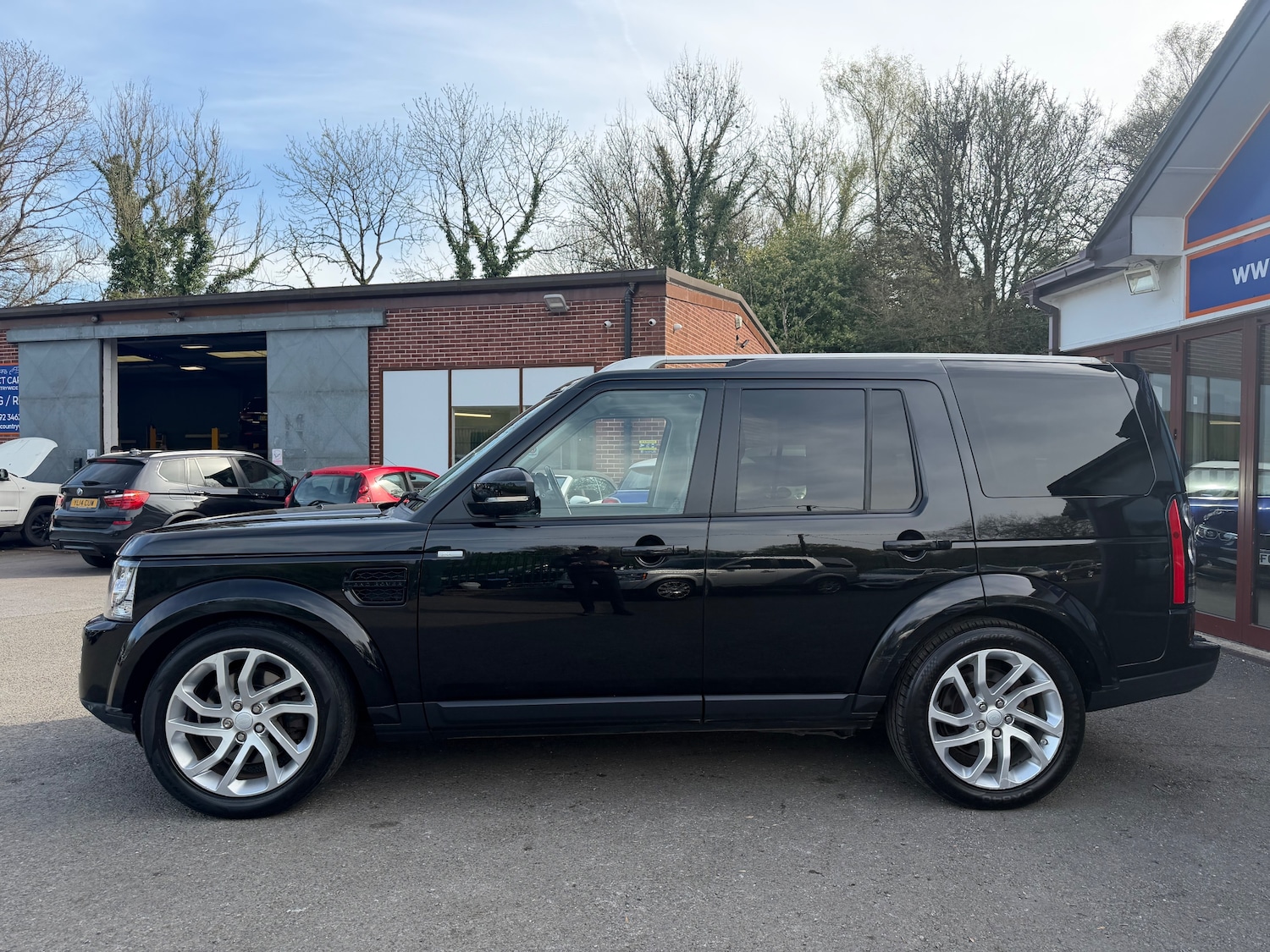 Used Land Rover Discovery 2016 for sale - 78154841: Photo 5