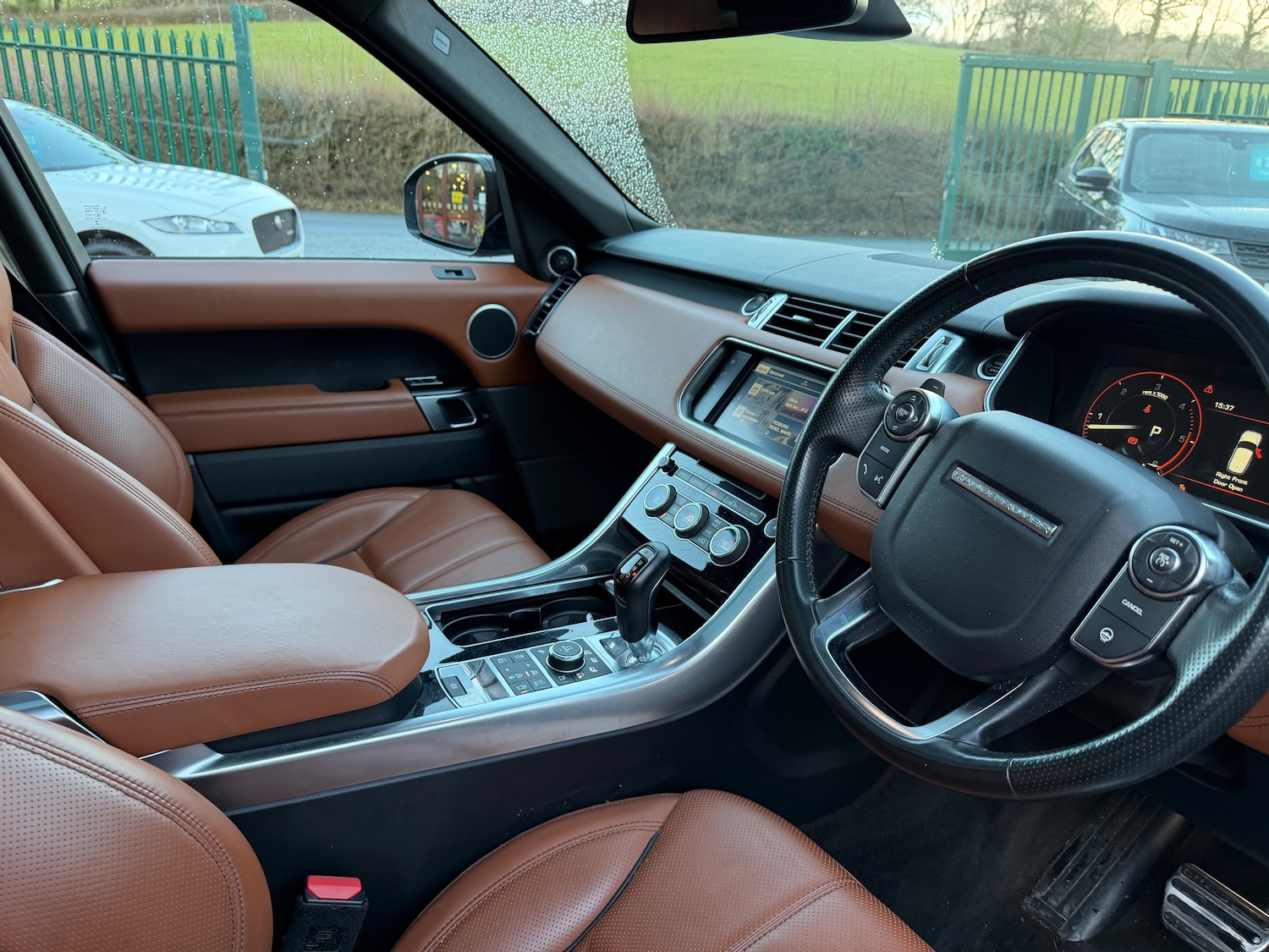 Used Land Rover Range Rover Sport 2016 for sale - 77148597: Photo 10