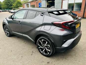 Used Toyota C-HR 2017 for sale - 72015863: Photo