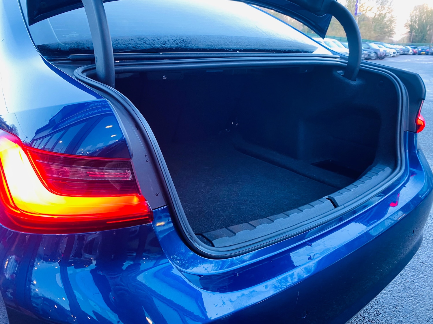 Used BMW 3 Series 2019 for sale - 77232346: Photo 12