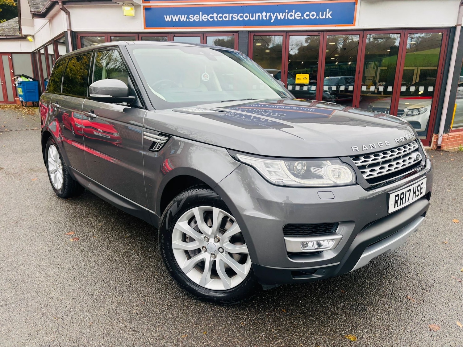 Used Land Rover Range Rover Sport 2017 for sale - 76405806: Photo 2