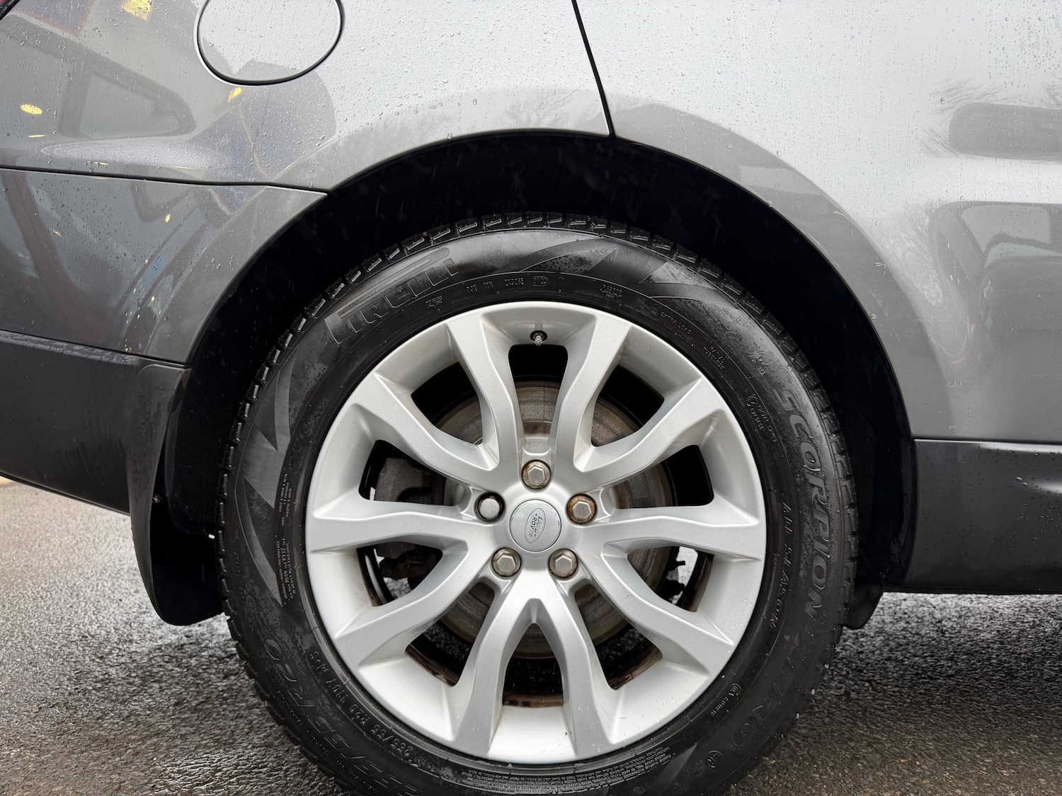 Used Land Rover Range Rover Sport 2017 for sale - 76405806: Photo 38