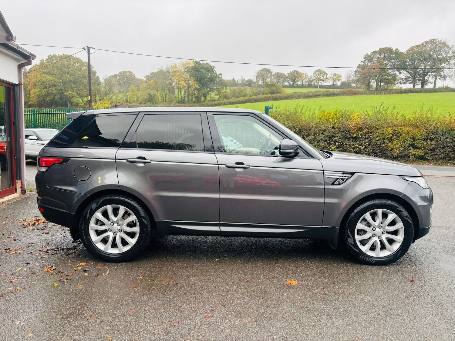 Used Land Rover Range Rover Sport 2017 for sale - 76405806: Photo 9