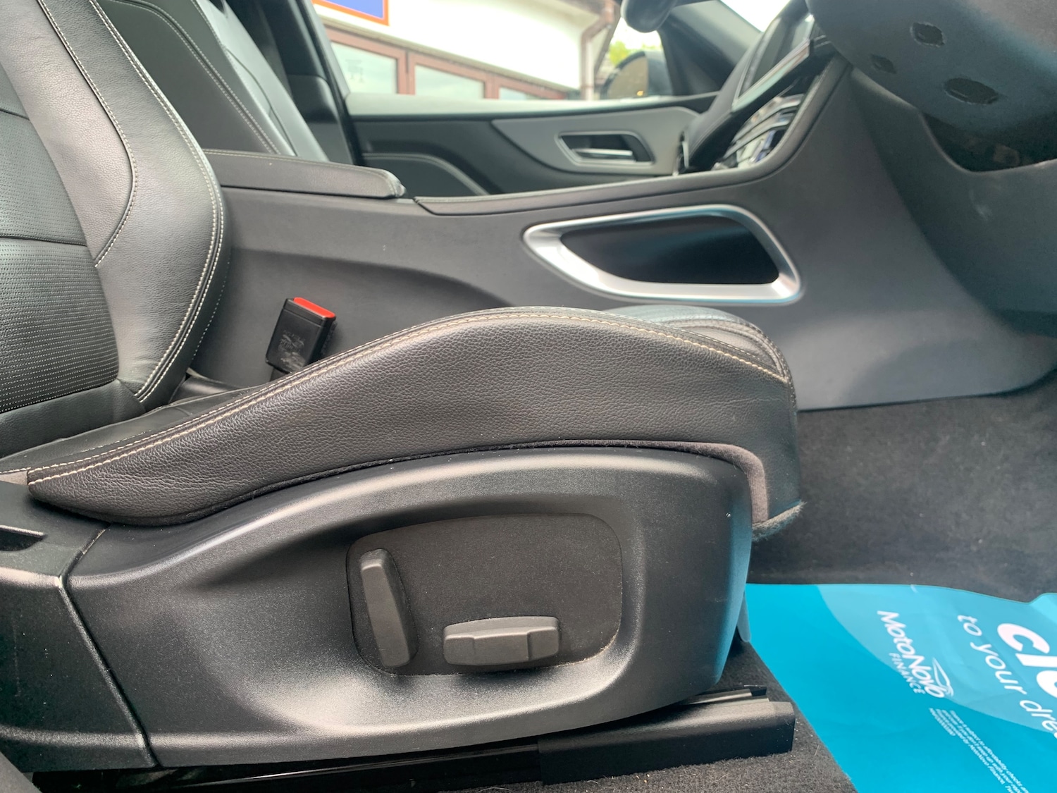 Used Jaguar F-Pace 2017 for sale - 76181952: Photo 30