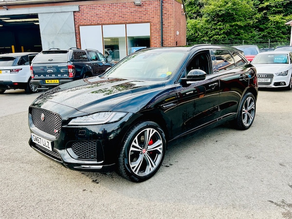 Used Jaguar F-Pace 2017 for sale - 76181952: Photo 3