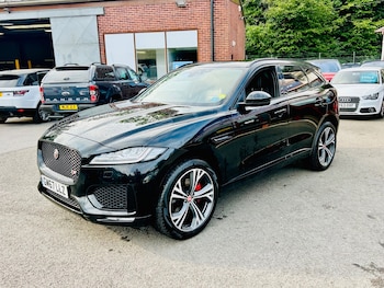 Used Jaguar F-Pace 2017 for sale - 76181952: Photo 3