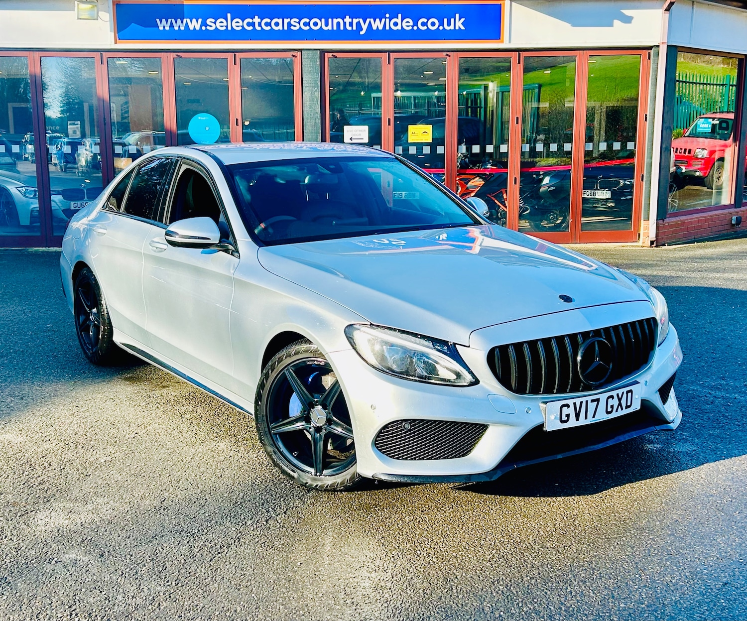 Used Mercedes-Benz C Class 2017 for sale - 77555411: Photo 1