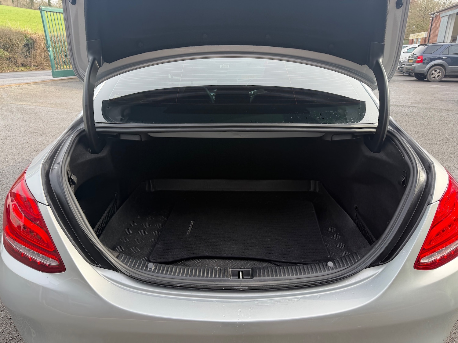 Used Mercedes-Benz C Class 2017 for sale - 77555411: Photo 26