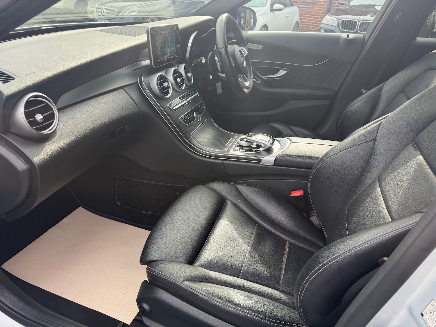 Used Mercedes-Benz C Class 2017 for sale - 77555411: Photo 32