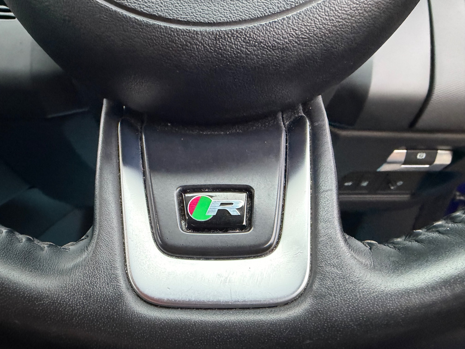 Used Jaguar E-Pace 2019 for sale - 77421275: Photo 17