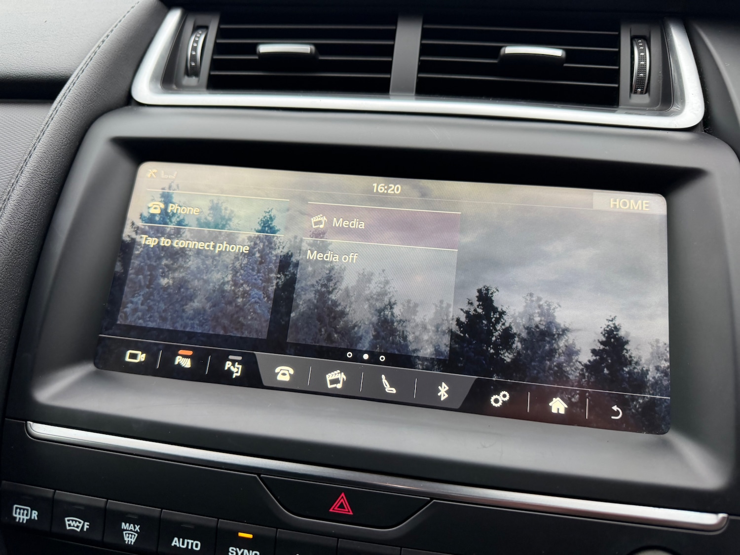 Used Jaguar E-Pace 2019 for sale - 77421275: Photo 19