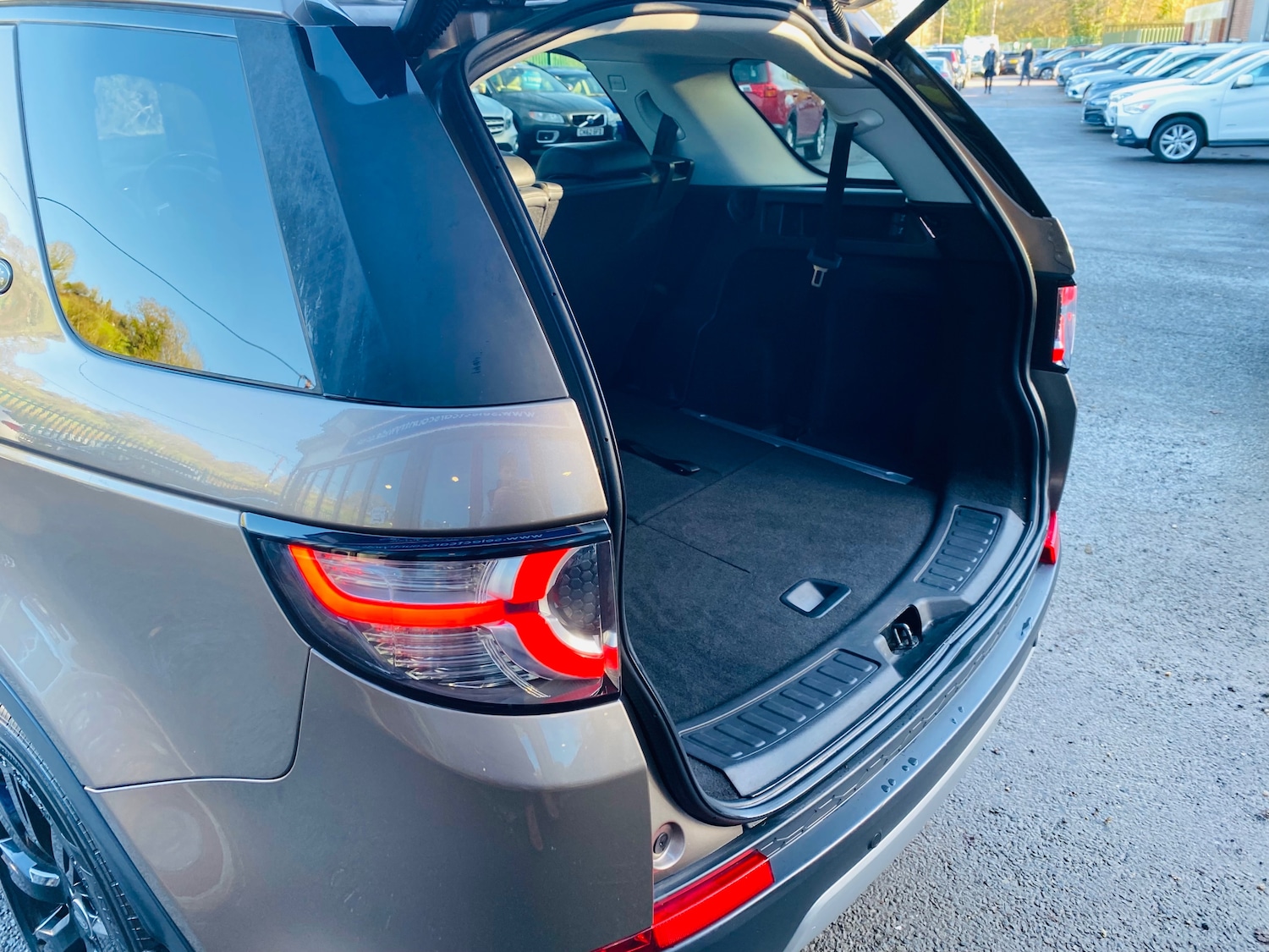 Used Land Rover Discovery Sport 2015 for sale - 77069378: Photo 10