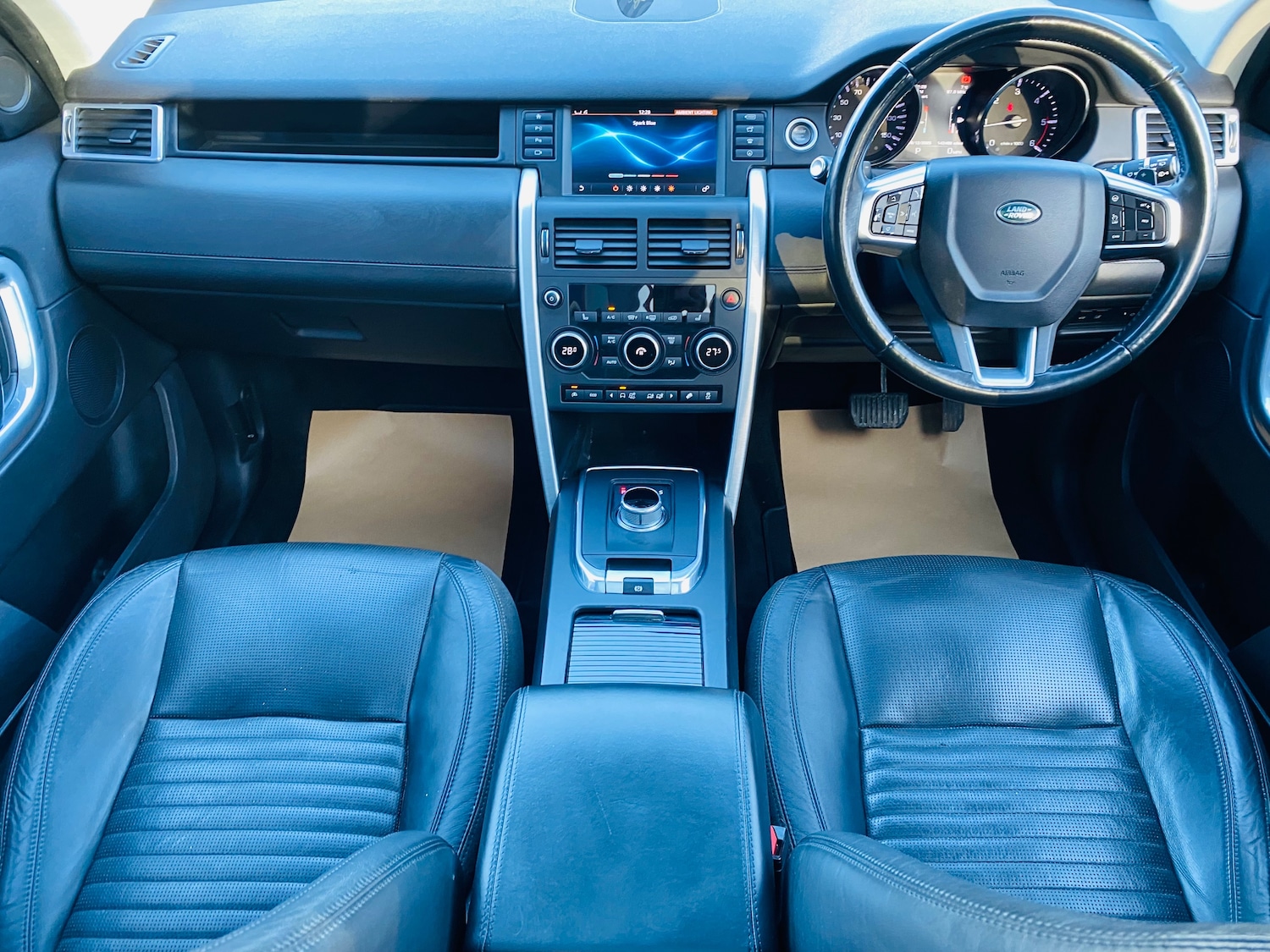 Used Land Rover Discovery Sport 2015 for sale - 77069378: Photo 21