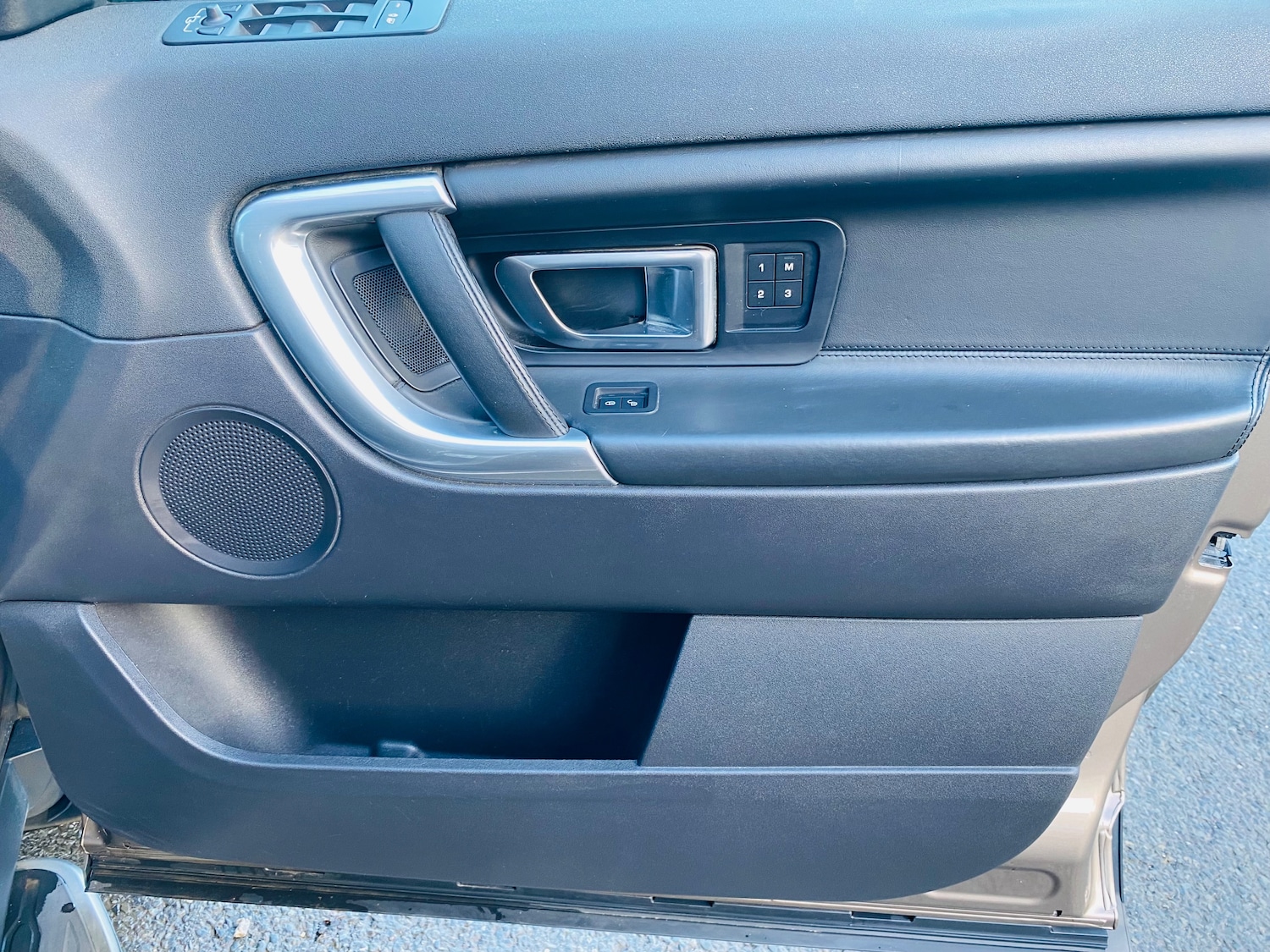 Used Land Rover Discovery Sport 2015 for sale - 77069378: Photo 39