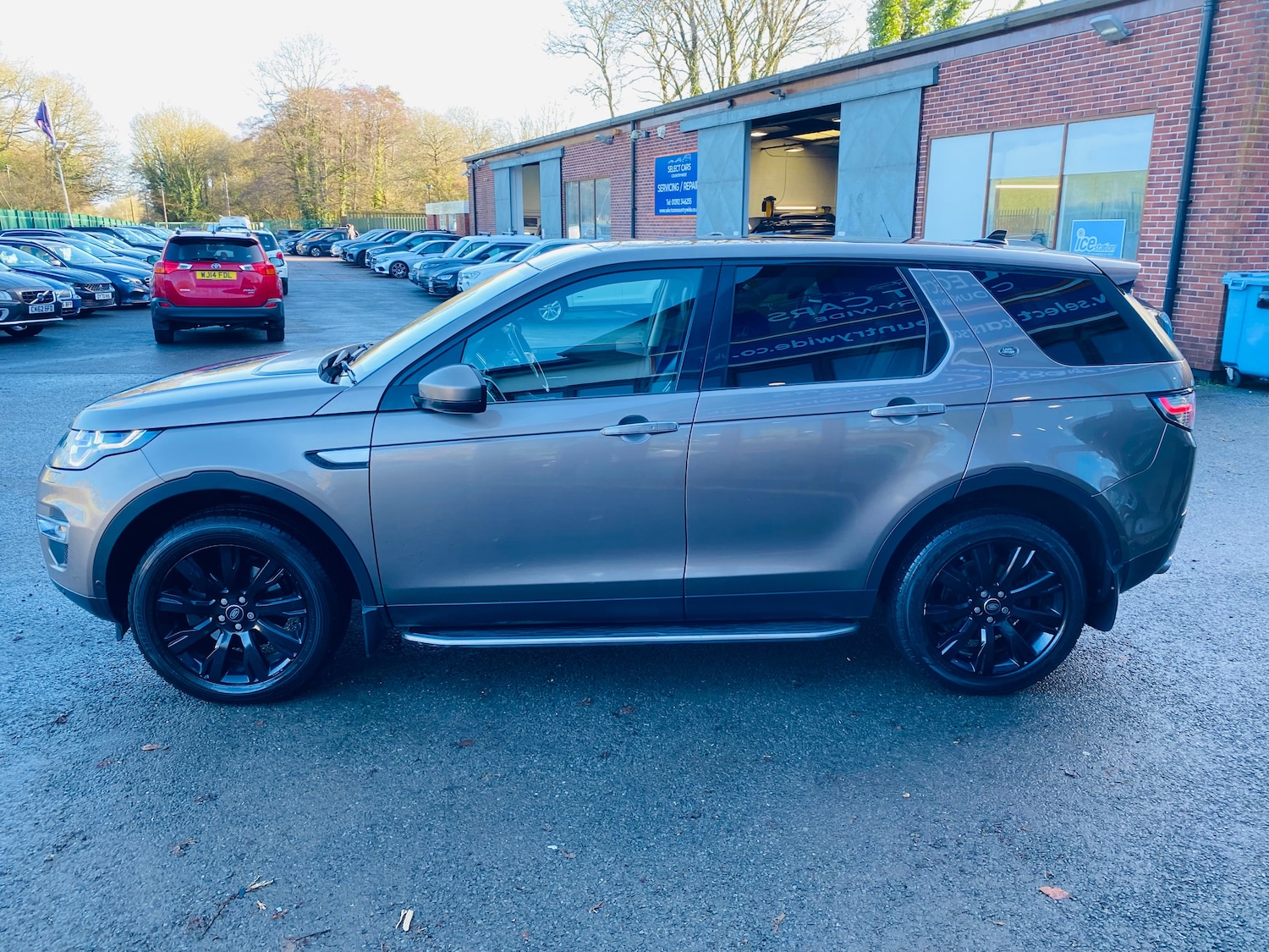 Used Land Rover Discovery Sport 2015 for sale - 77069378: Photo 5