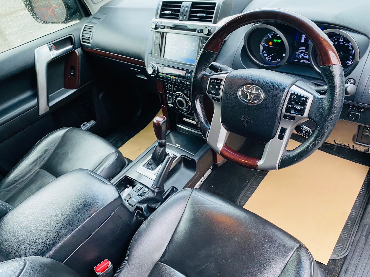 Used Toyota Land Cruiser 2016 for sale - 77620367: Photo 14