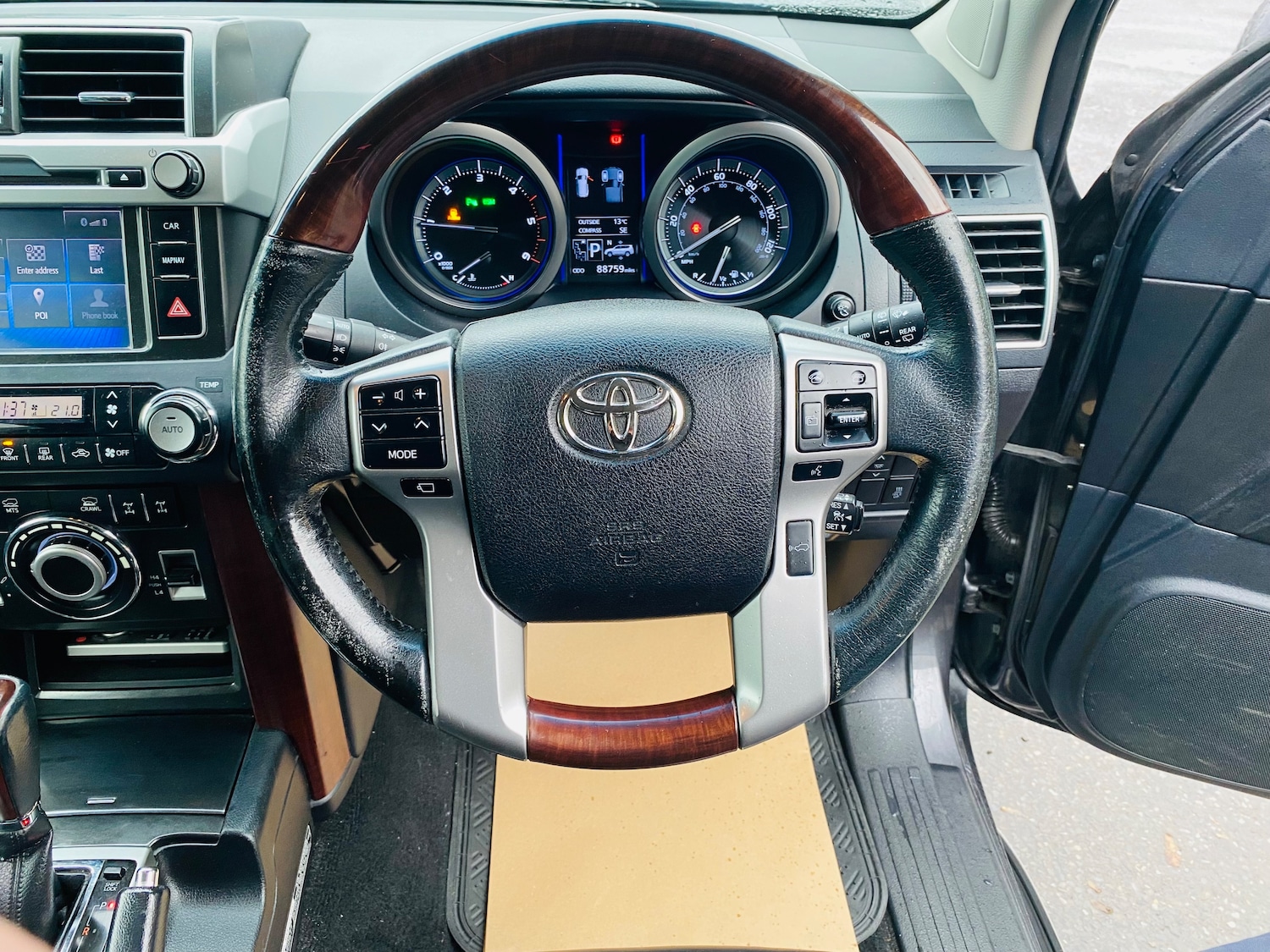 Used Toyota Land Cruiser 2016 for sale - 77620367: Photo 15