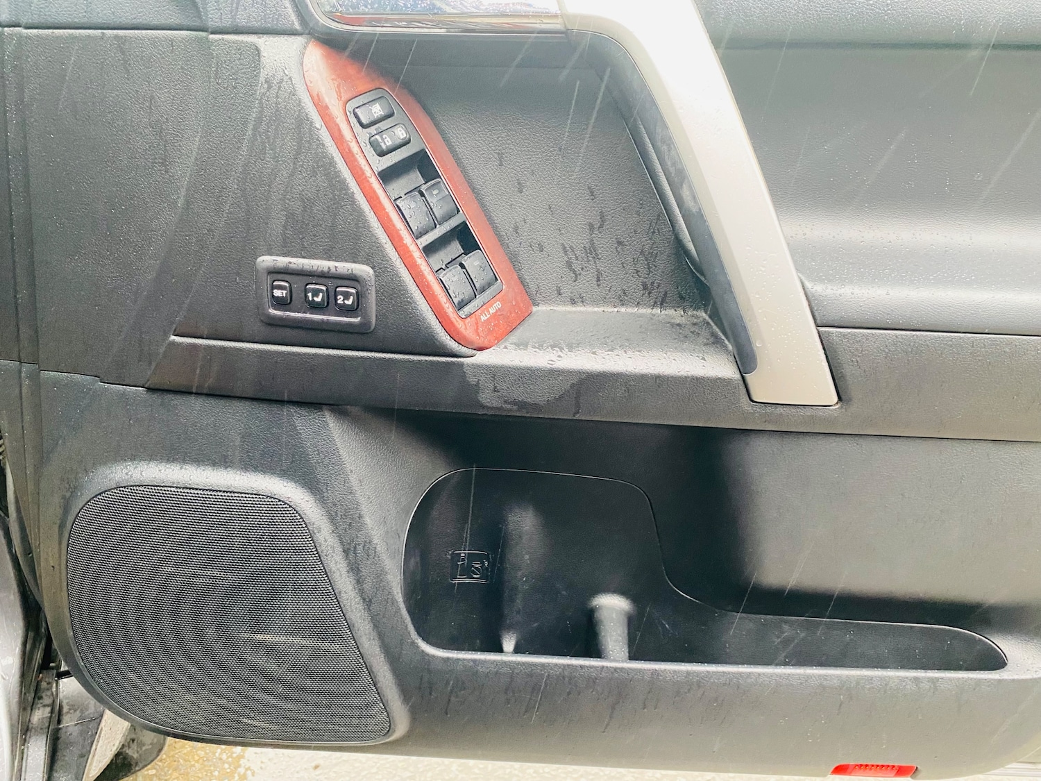 Used Toyota Land Cruiser 2016 for sale - 77620367: Photo 24