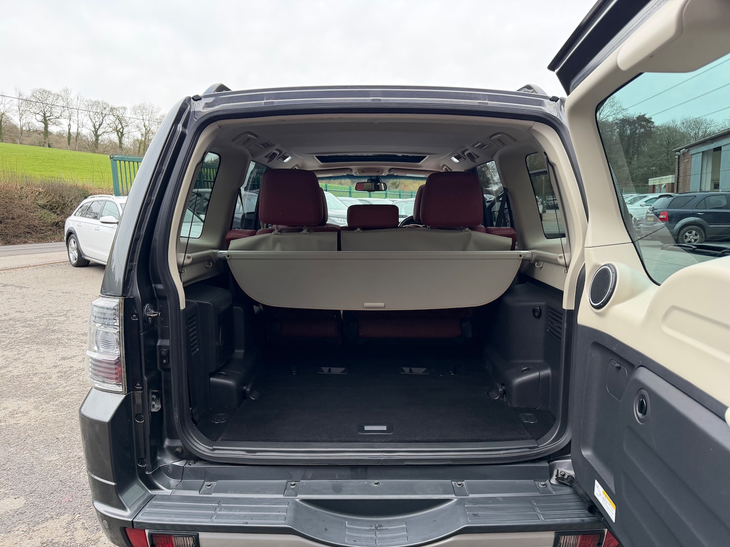 Used Mitsubishi Shogun 2017 for sale - 77570951: Photo 11