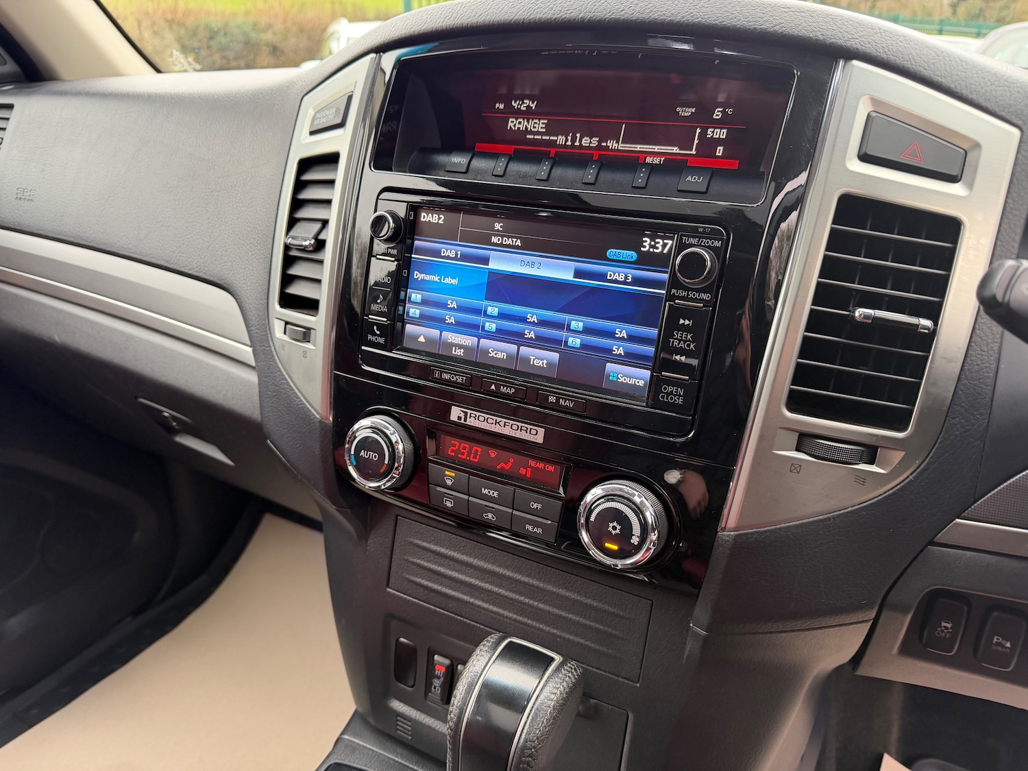 Used Mitsubishi Shogun 2017 for sale - 77570951: Photo 18