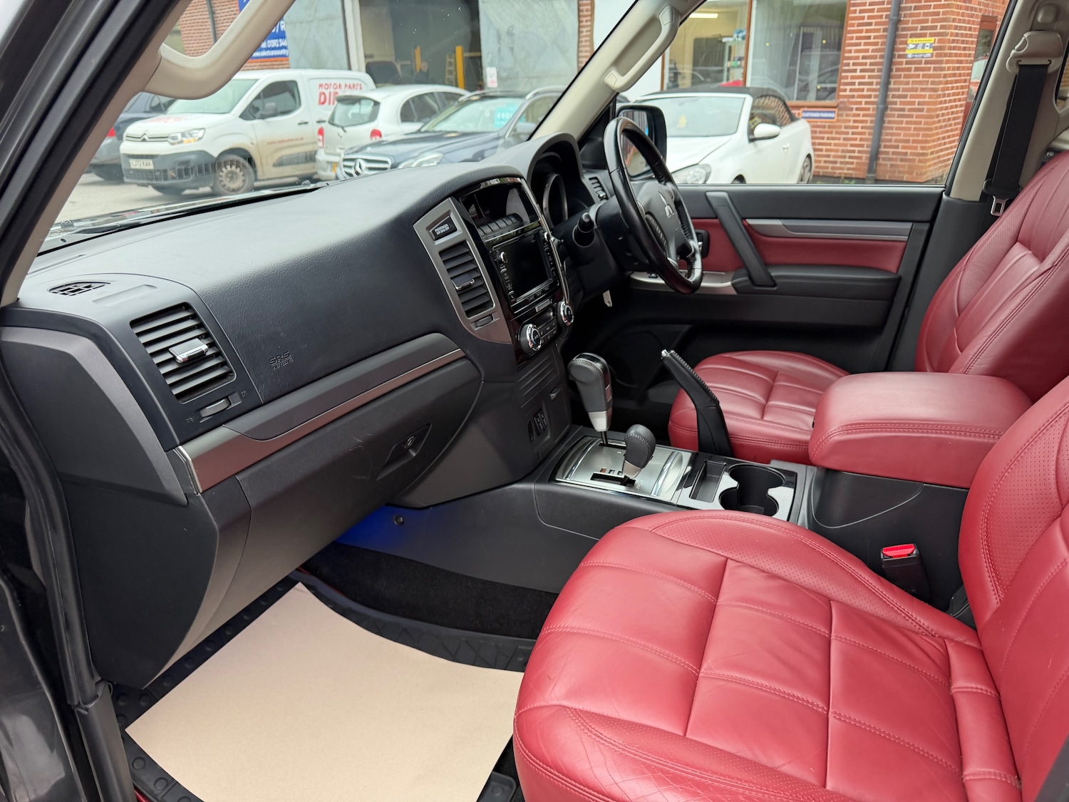 Used Mitsubishi Shogun 2017 for sale - 77570951: Photo 32