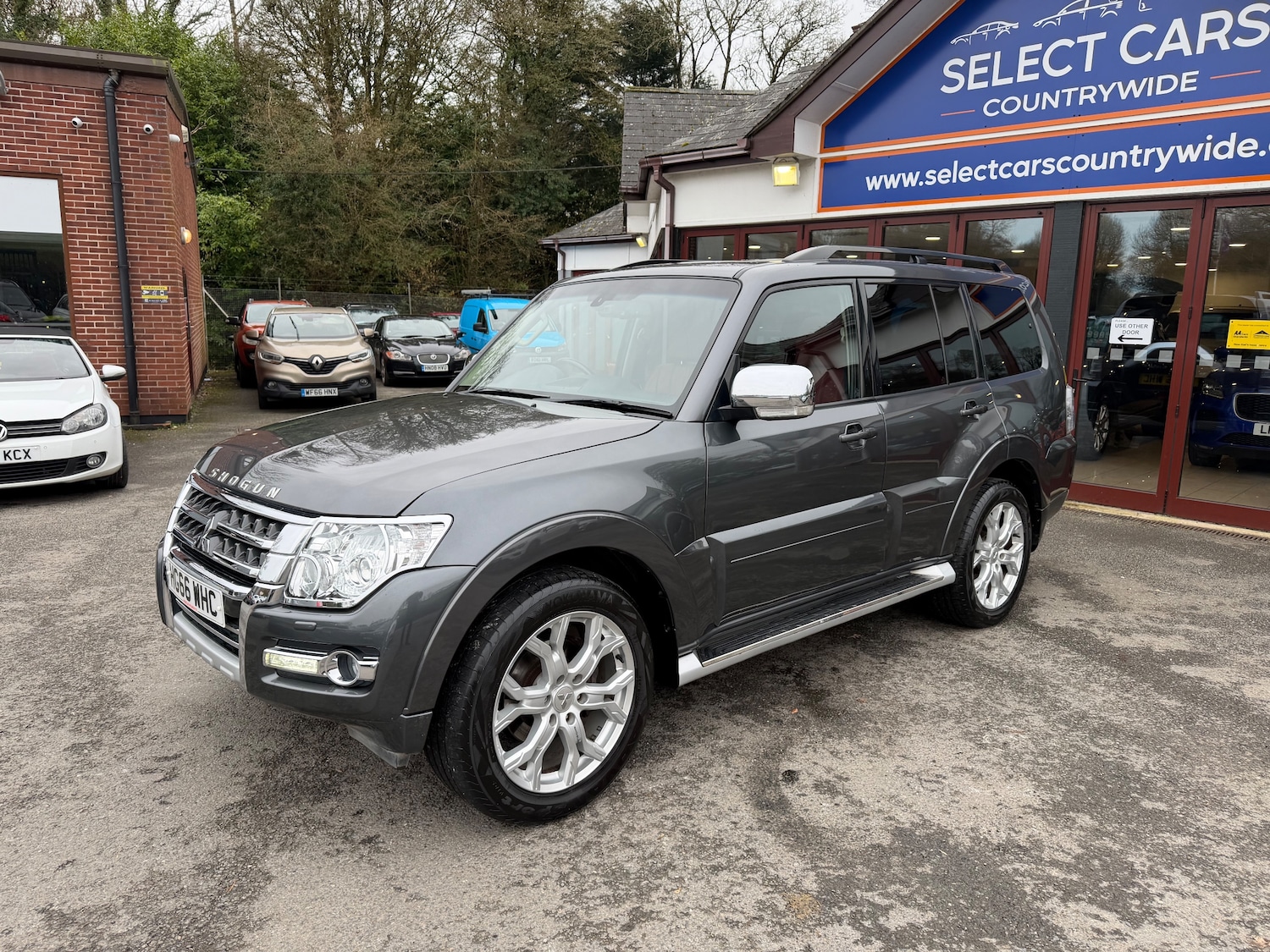 Used Mitsubishi Shogun 2017 for sale - 77570951: Photo 4