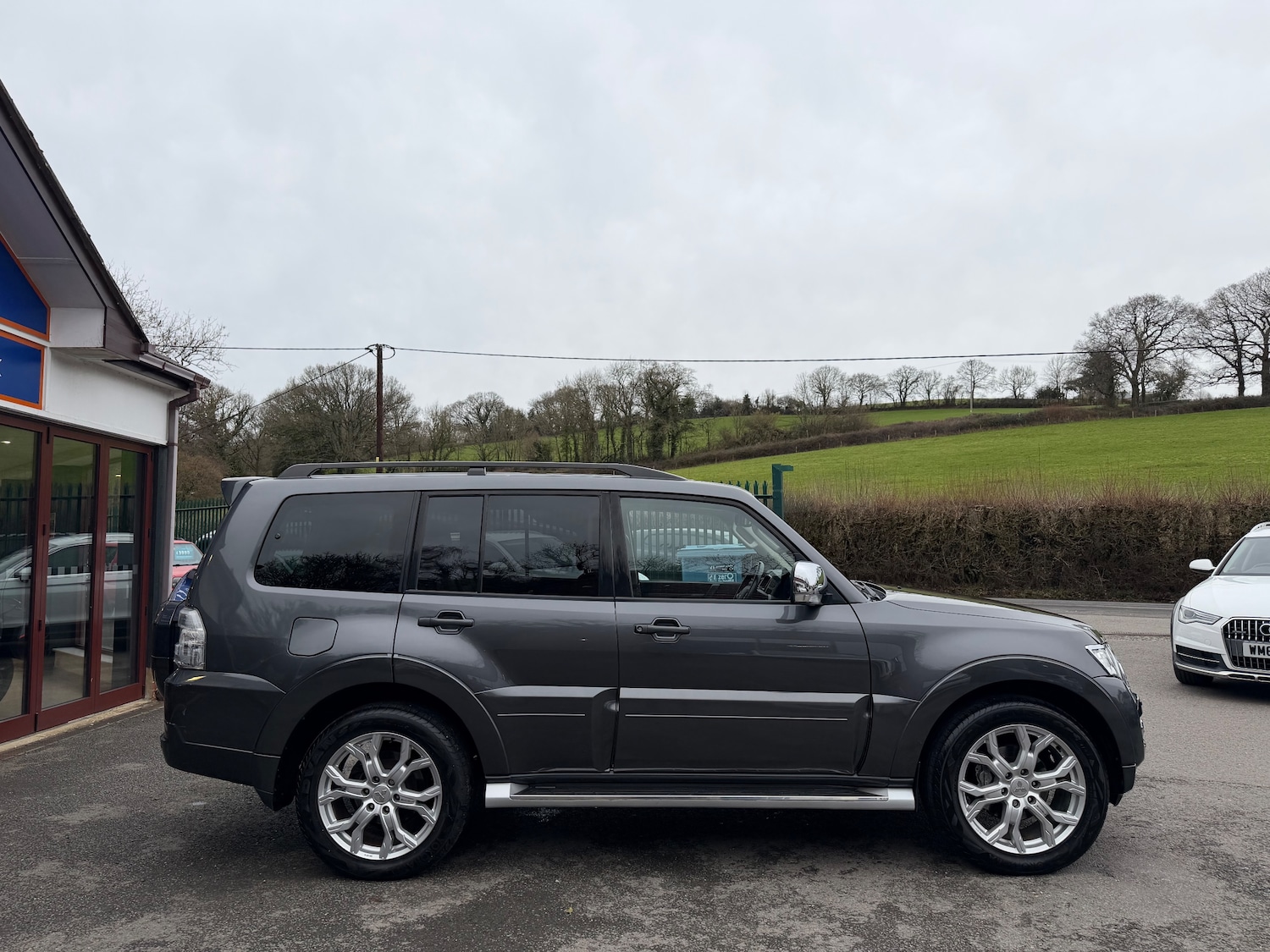 Used Mitsubishi Shogun 2017 for sale - 77570951: Photo 9