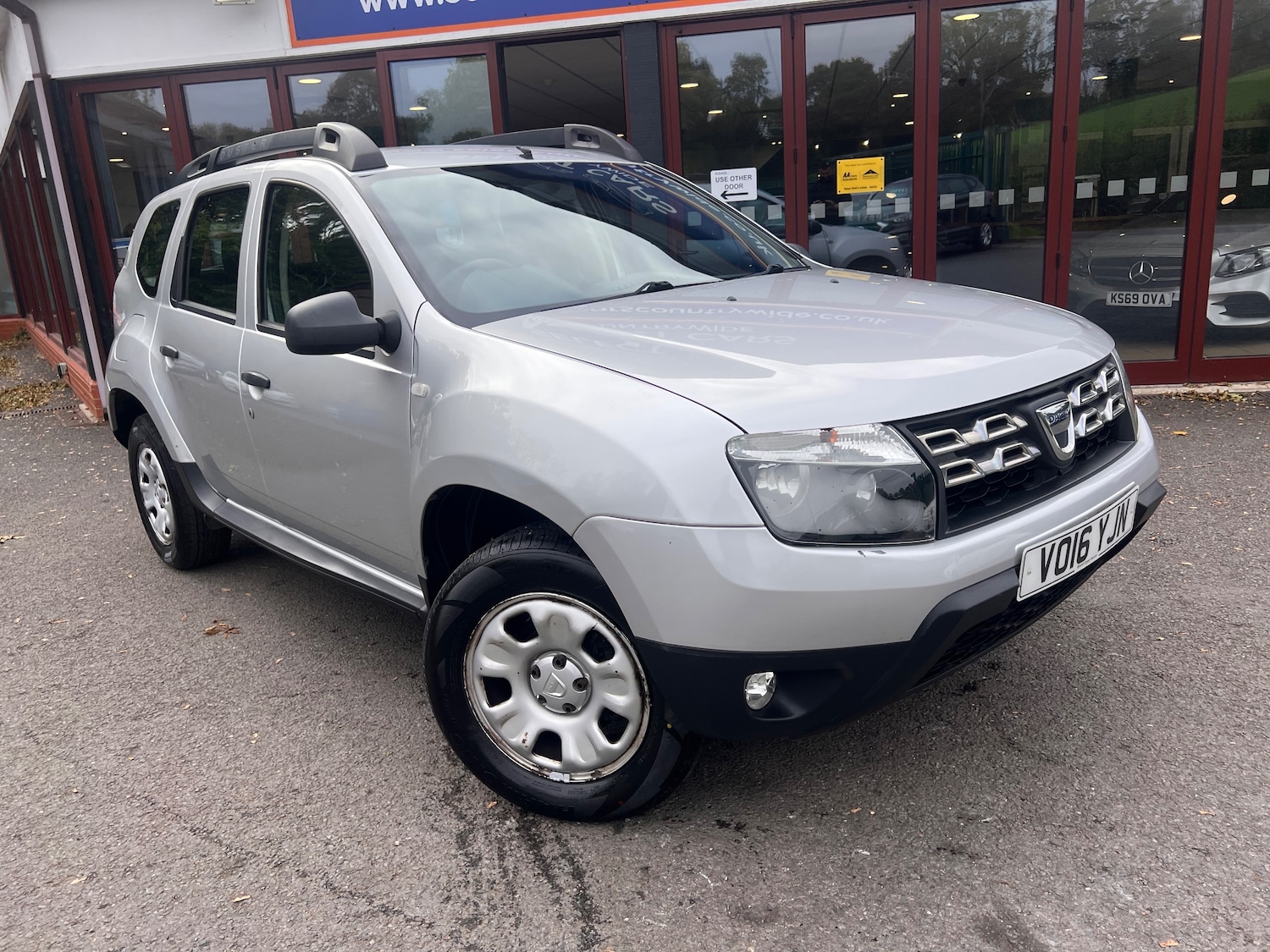 Used Dacia Duster 2016 for sale - 76186926: Photo 2