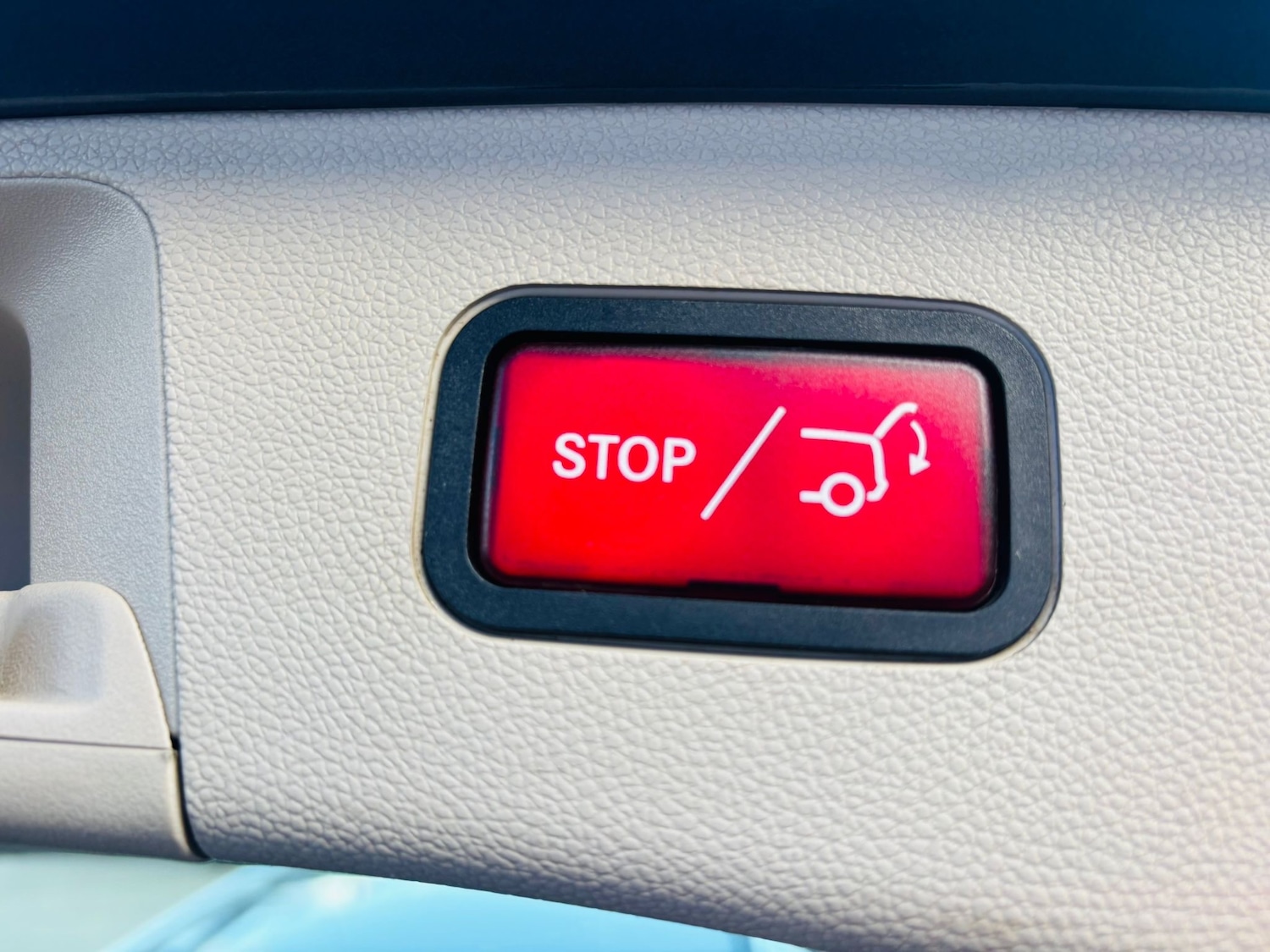 Used Mercedes-Benz E Class 2013 for sale - 76391936: Photo 33