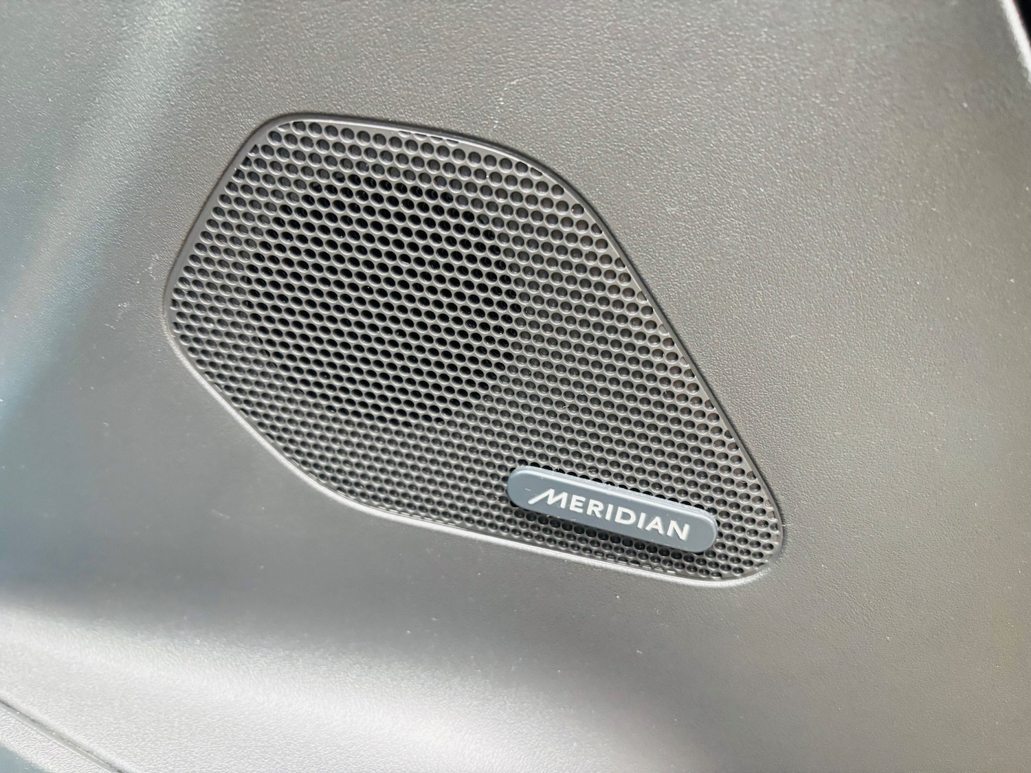 Used Jaguar F-Pace 2017 for sale - 76143623: Photo 12