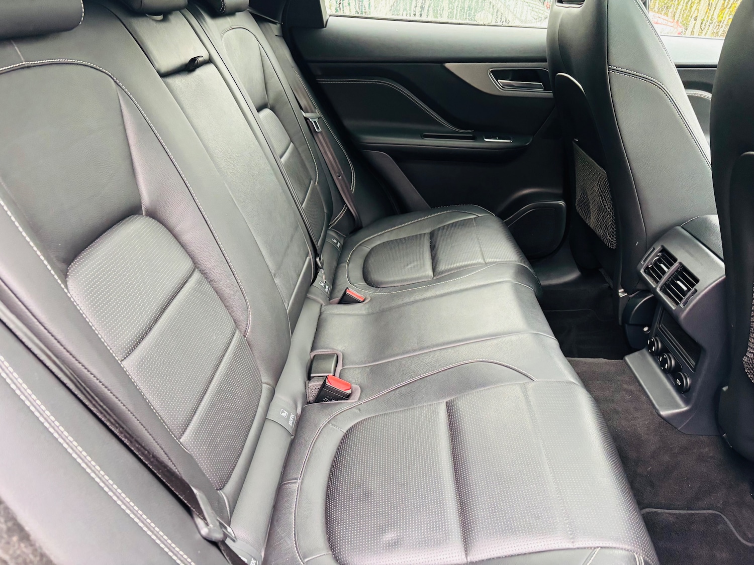 Used Jaguar F-Pace 2017 for sale - 76143623: Photo 27