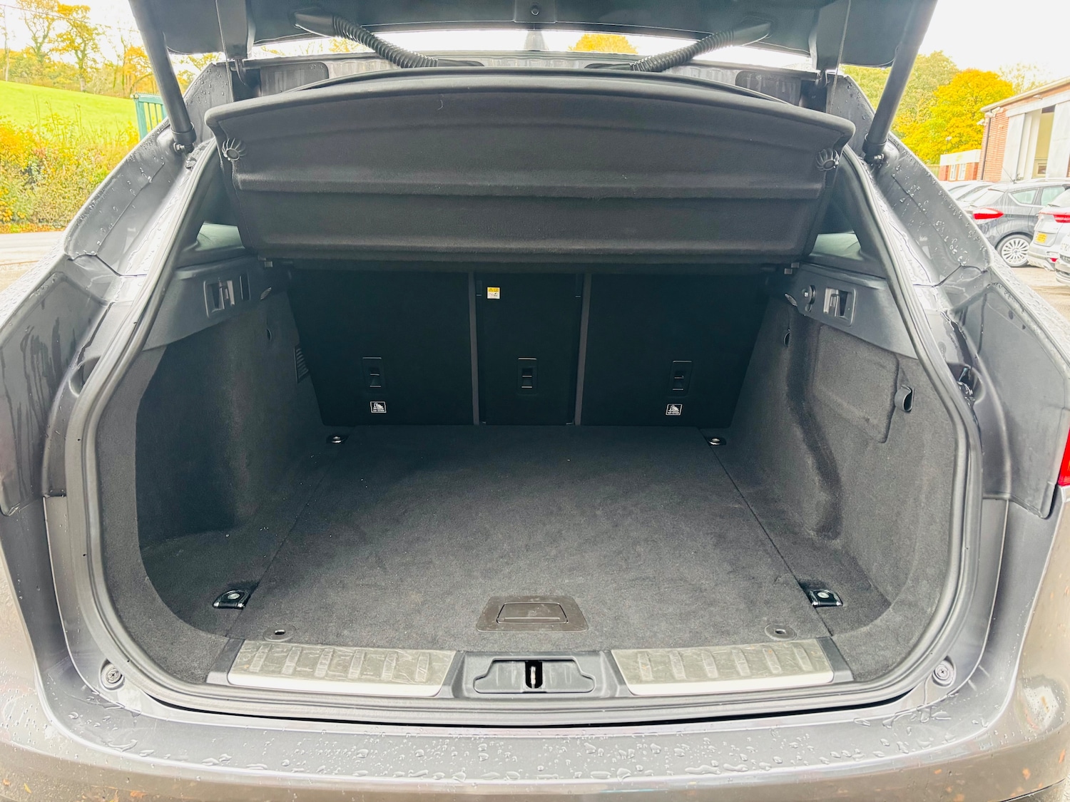 Used Jaguar F-Pace 2017 for sale - 76143623: Photo 35