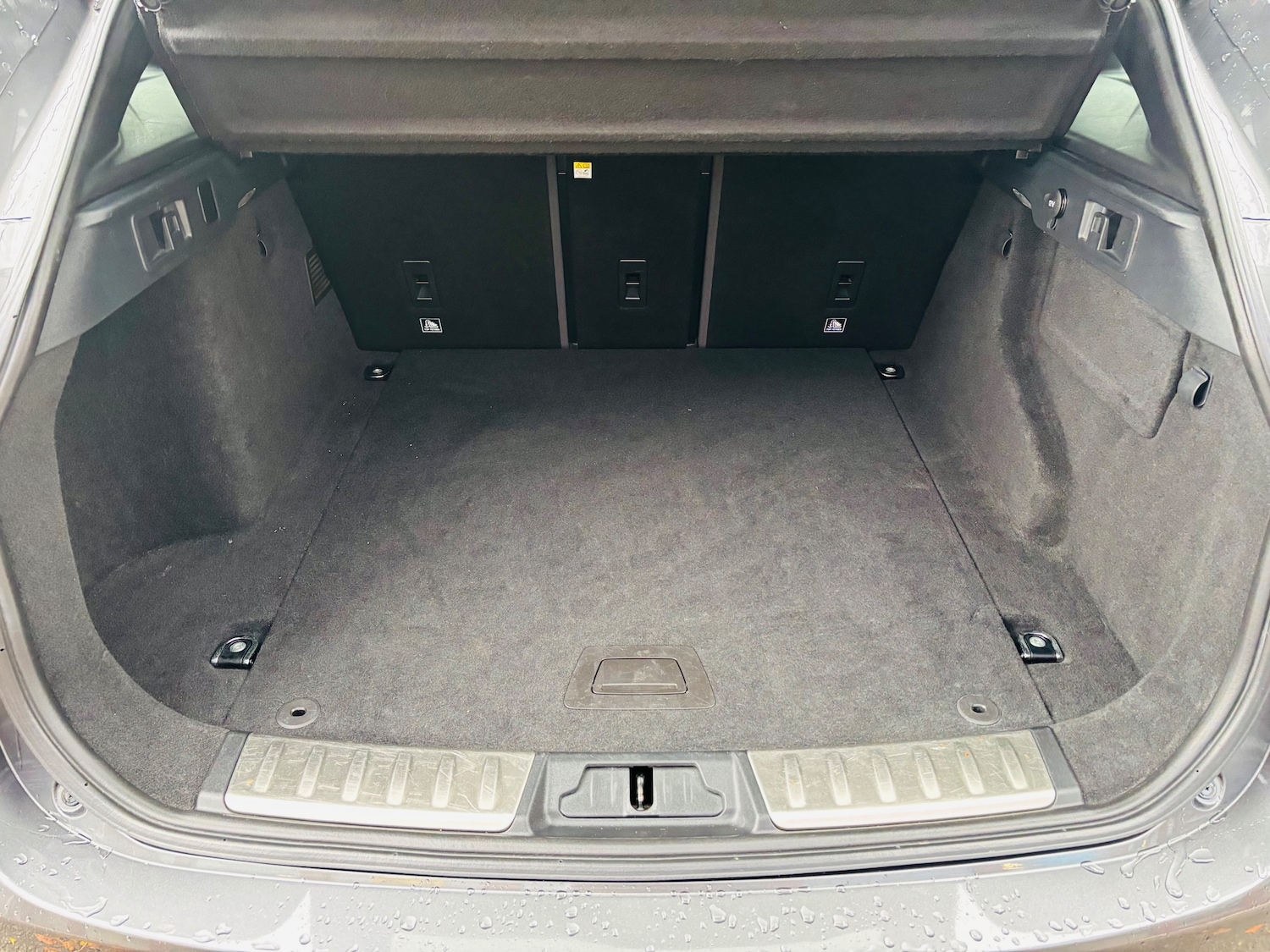 Used Jaguar F-Pace 2017 for sale - 76143623: Photo 36