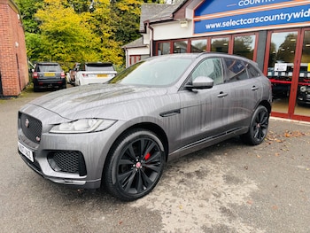 Used Jaguar F-Pace 2017 for sale - 76143623: Photo