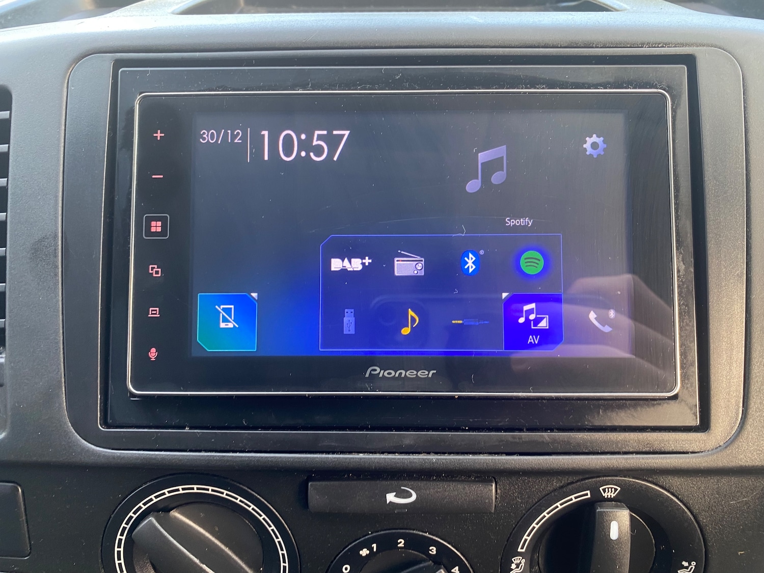 Used Volkswagen Transporter 2012 for sale - 77069381: Photo 24