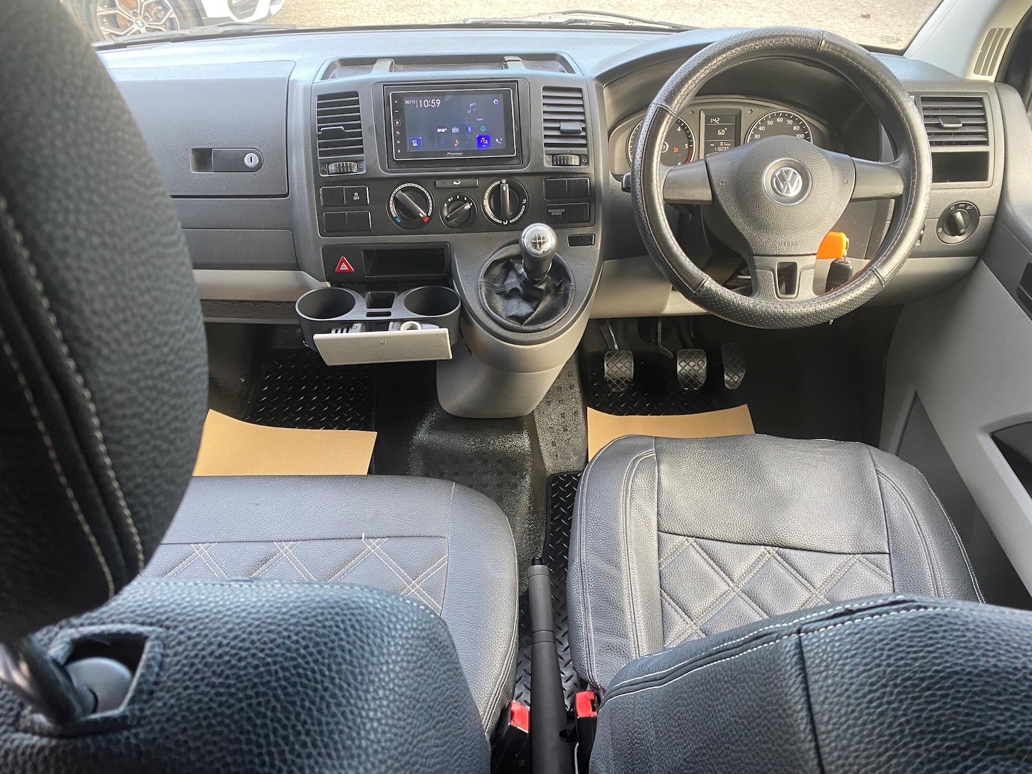 Used Volkswagen Transporter 2012 for sale - 77069381: Photo 28