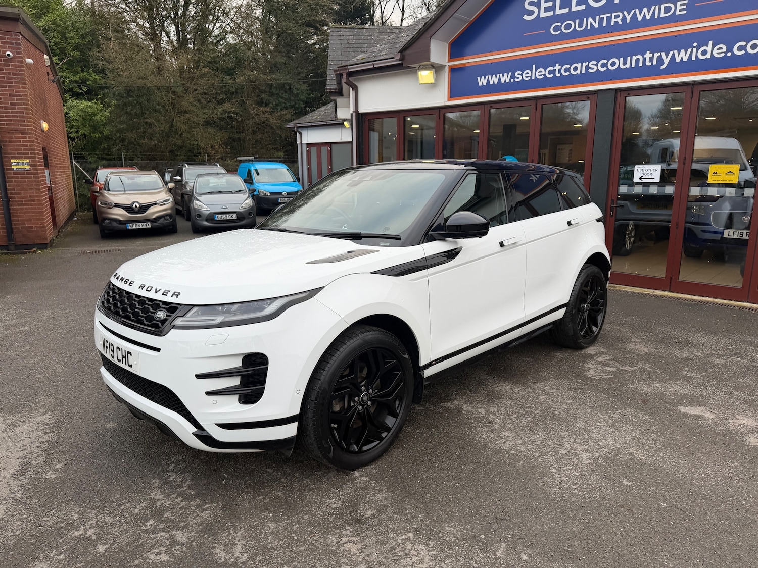 Used Land Rover Range Rover Evoque 2019 for sale - 77608066: Photo 4