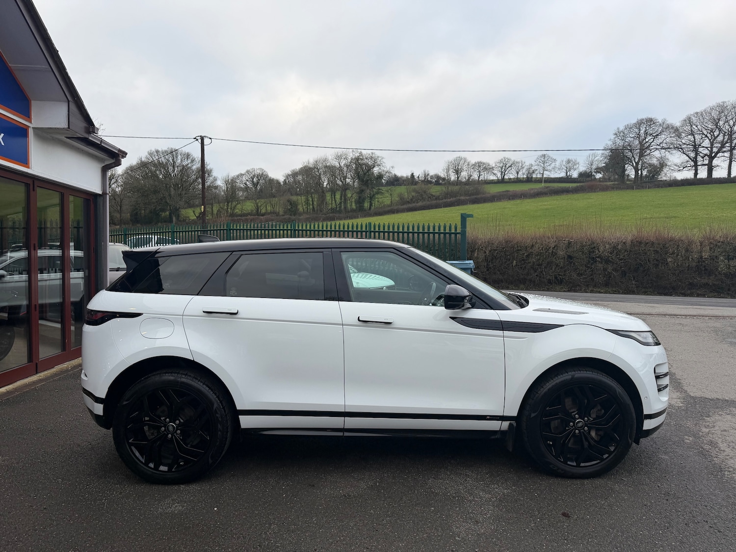 Used Land Rover Range Rover Evoque 2019 for sale - 77608066: Photo 9