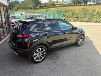 Used Kia Stonic 2019 for sale - 79423641: Photo
