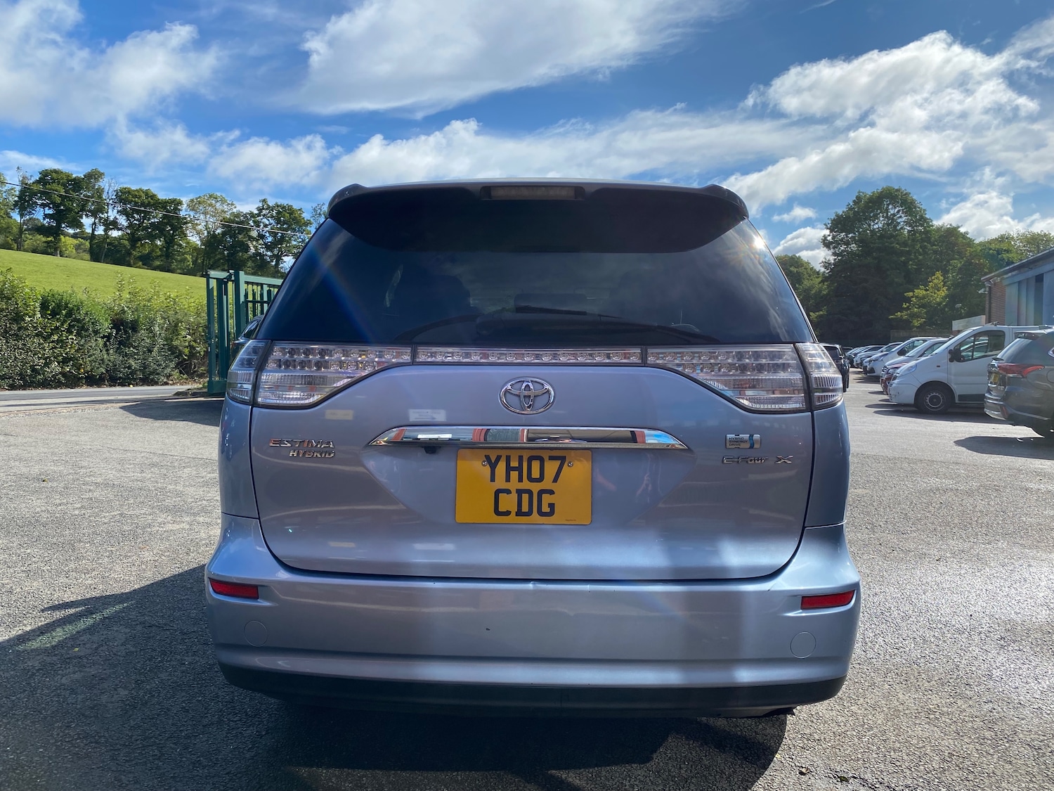 Used Toyota Estima 2020 for sale - 75694707: Photo 11