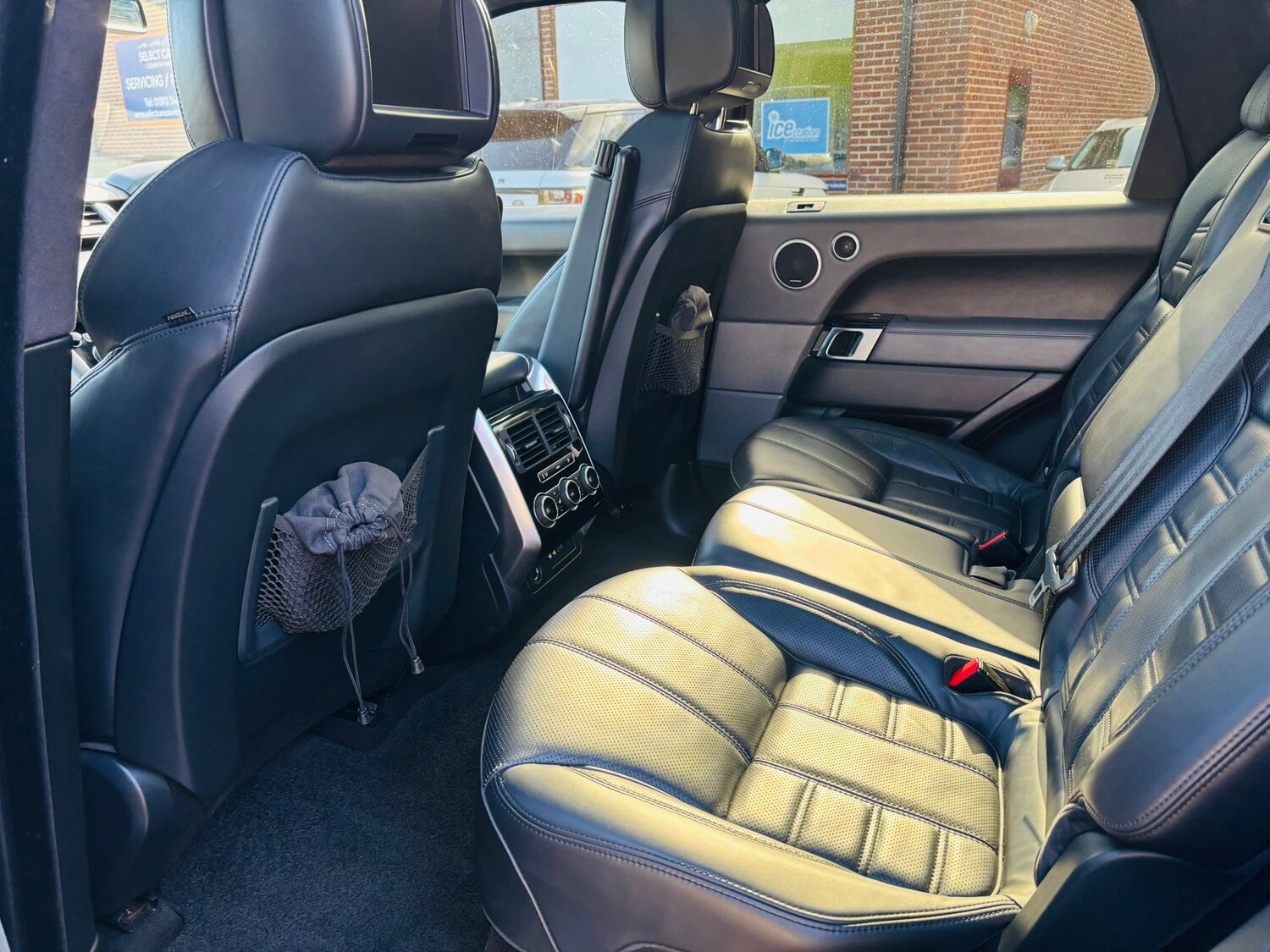 Used Land Rover Range Rover Sport 2015 for sale - 76369023: Photo 23